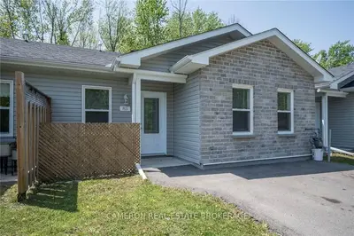 85 FARRAN Drive, South Stormont, ON K0C 1M0