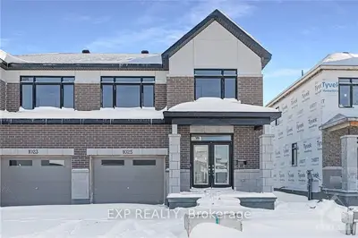 1025 HYDRANGEA Avenue, Blossom Park - Airport and Area, ON K4M 0L4