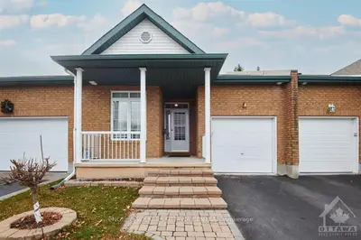 507 CHAPEL PARK, Orleans - Convent Glen and Area, ON K1C 7P1