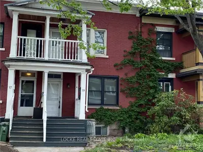 19 DESJARDINS Avenue 2, Lower Town - Sandy Hill, ON K1N 5N8