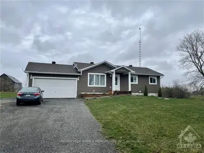 11527 COUNTY 3 Road, North Dundas, ON K0E 1J0