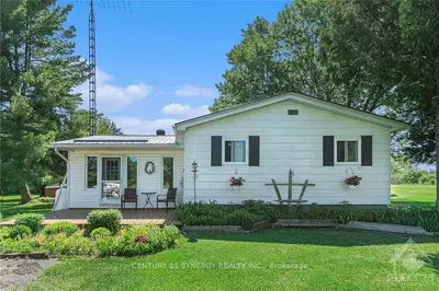 595 COUNTY 5 Road, Rideau Lakes, ON K0G 1B0