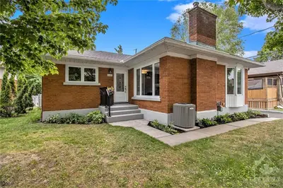 2108 NAVAHO Drive, Belair Park - Copeland Park and Area, ON K2C 0V4