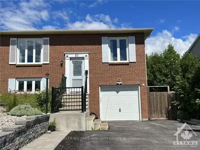 61 ELVASTON Avenue, South of Baseline to Knoxdale, ON K2G 3X6