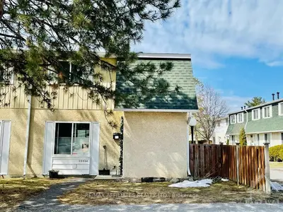 1540 BEAVERPOND Drive A, Cyrville - Carson Grove - Pineview, ON K1B 3R9