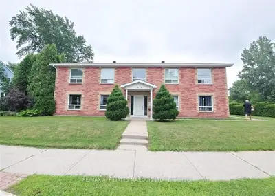 1026 SECOND Street W 4, Cornwall, ON K6J 1J1