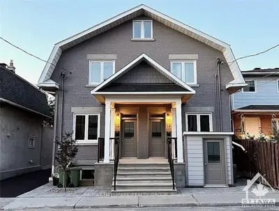 13 Marier Avenue 1, Vanier And Kingsview Park, On K1l 5s6