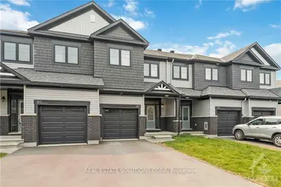 160 Wabikon Crescent, Blossom Park - Airport And Area, On K1x 1g6