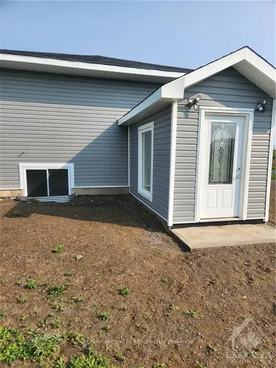 2784 MCGUIRE Road B, Greely - Metcalfe - Osgoode - Vernon and Area, ON K0A 2W0