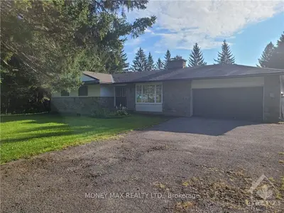 729 River Road, Blossom Park - Airport And Area, On K4m 1b2