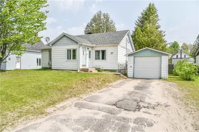 27 CHURCH Street, Laurentian Hills, ON K0J 1J0