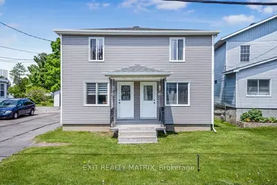 559-561 HIGGINSON Street, Hawkesbury, ON K6A 1G9