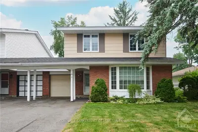 58 MEADOWBANK Drive, South of Baseline to Knoxdale, ON K2G 0N9