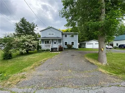 39 Broad Street, South Glengarry, On K0c 1n0