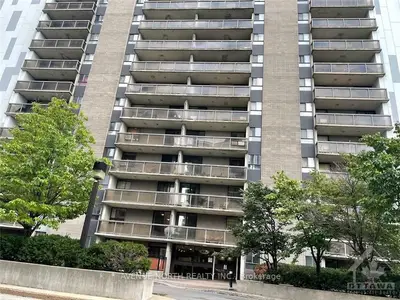 420 GLOUCESTER Street 907, Ottawa Centre, ON K1R 7T8