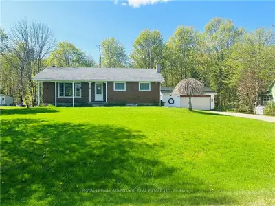 14 FAMILY Lane, Rideau Lakes, ON K7A 5B8