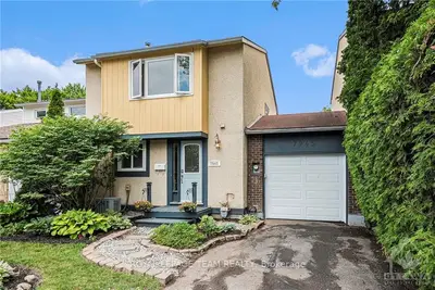 7945 DECARIE Drive, Orleans - Convent Glen and Area, ON K1C 2H9