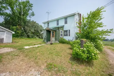 712 MINEVIEW Road, Whitewater Region, ON K0J 1Y0