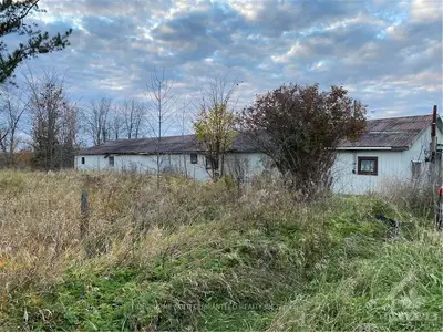 22275 LAGGAN-GLENELG Road, North Glengarry, ON K0B 1E0