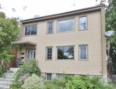 885 MAITLAND Avenue, McKellar Heights - Glabar Park and Area, ON K2A 2S4
