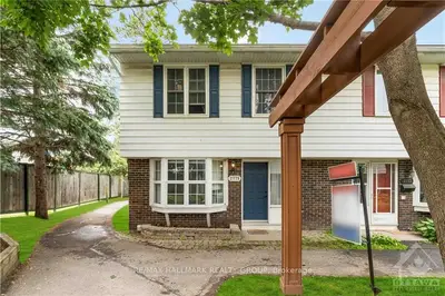 2775 BASELINE Road, Parkway Park - Queensway Terrace S and Area, ON K2H 7B5