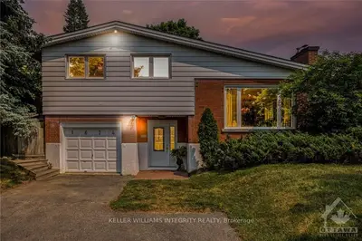 1674 GAGE Crescent, Belair Park - Copeland Park and Area, ON K2C 0Z6