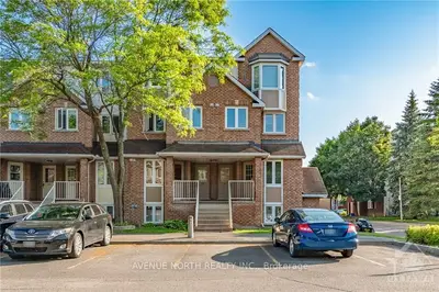 75 BRISTON, Hunt Club - South Keys and Area, ON K1G 5P8