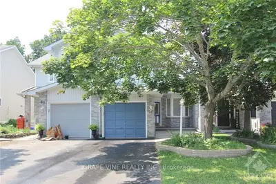 69 WHALINGS Circle, Stittsville - Munster - Richmond, ON K2S 1S4