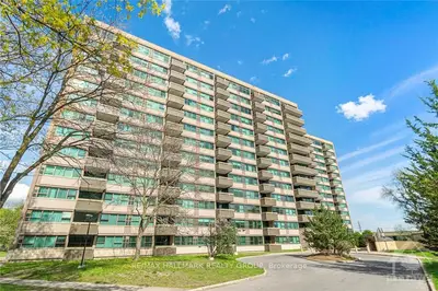 555 BRITTANY Drive 405, Manor Park - Cardinal Glen and Area, ON K1K 4C5