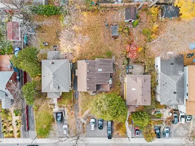 282 LORETTA Avenue S, Dows Lake - Civic Hospital and Area, ON K1S 4R1