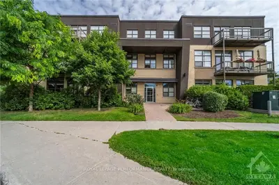 345 ST DENIS Street 307, Vanier and Kingsview Park, ON K1L 5J1