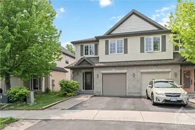 4280 KELLY FARM Drive, Blossom Park - Airport and Area, ON K1T 0A6