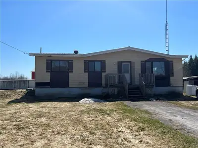 19630 AIRPORT Road, South Glengarry, ON K0C 2E0