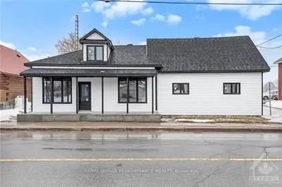 2061 Lajoie Street, Alfred And Plantagenet, On K0b 1j0