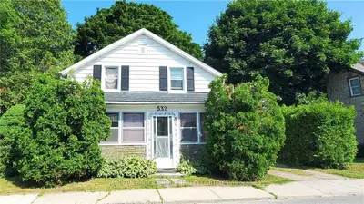 532 HENRY Street W, Prescott, ON K0E 1T0