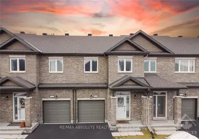 318 Livery Street, Kanata, On K2s 1e7