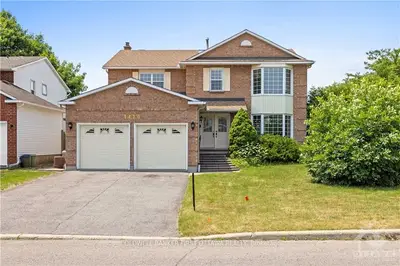 1420 HAYES Street, Orleans - Cumberland and Area, ON K1E 3M6