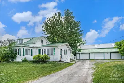 2730 PEMBERTON Road, North Dundas, ON K0C 2K0