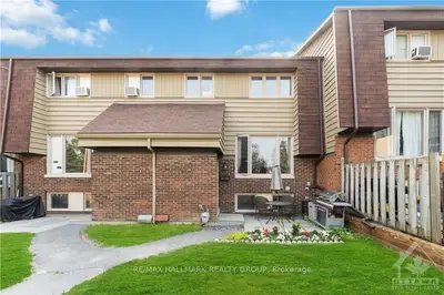 2610 DRAPER Drive 24, Parkway Park - Queensway Terrace S and Area, ON K2H 8X8