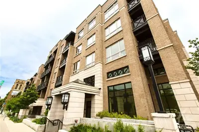 429 Kent Street 222, Ottawa Centre, On K2p 1b5