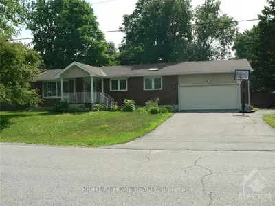 6 BASSWOOD Crescent, Stittsville - Munster - Richmond, ON K2S 1M6