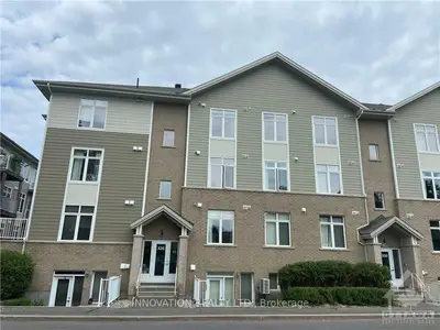 326 EVEREST F, Elmvale Acres and Area, ON K1G 4E3