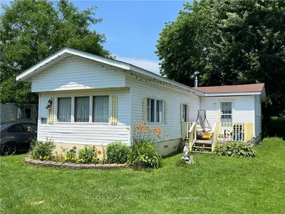 72 MAIN Street W 13, Elizabethtown-Kitley, ON K6T 1B3