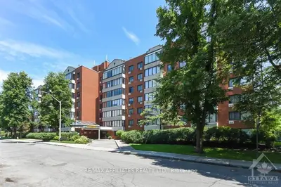 225 ALVIN Road 605, Manor Park - Cardinal Glen and Area, ON K1K 4H6