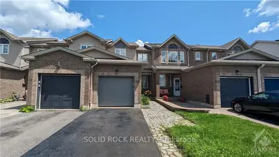 125 LUDLOWE Street, Orleans - Cumberland and Area, ON K4A 5C2