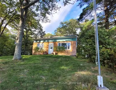 418 Hillcrest Road, Elizabethtown-Kitley, ON K6V 7C3
