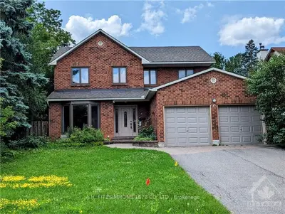6 Pattermead Crescent, Hunt Club - Windsor Park Village and Area, ON K1V 0G2