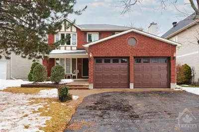 42 Fardon Way, Hunt Club - South Keys And Area, On K1g 4n3