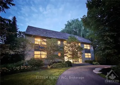 290 Acacia Avenue, Rockcliffe Park, On K1m 0l7
