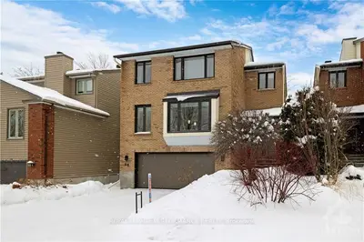 60 Vanhurst Place, Hunt Club - Windsor Park Village And Area, On K1v 9z7